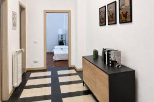 Big Central Goldoni