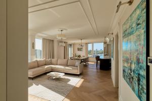 Chlebova - Riverside View Terrace, Free Parking, Gym & Kidsplay by Downtown Apartments