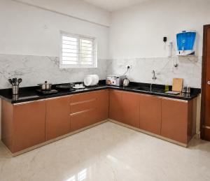 Blossom Service Apartment