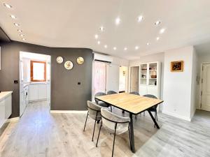 Ático Dúplex con Terraza & Parking en el Centro