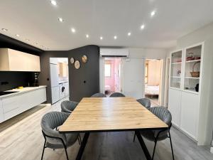 Ático Dúplex con Terraza & Parking en el Centro