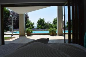 Exklusive Wohneinheit mit Panoramablick und Pool