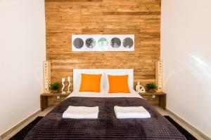 Cracow Best Location Apartment with Garden