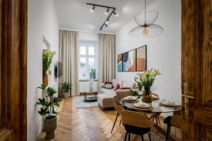 Cracow Best Location Apartment No6 Free Parking