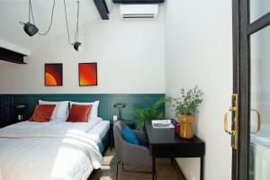 WAWEL Penthouse with sauna by Cozyplace