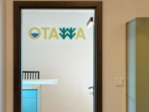 Moderní apartmán s balkónkem - Otawa
