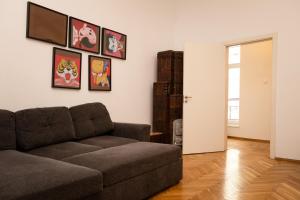 Ultra Central 3Bedroom Apartment with Self Check in