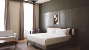 Honest Budapest by chic&basic