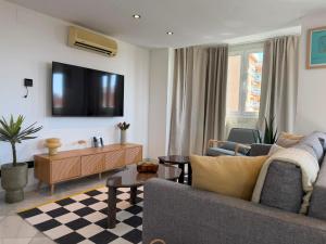Apartamento Exclusivo de Diseño y piscina en centro de Torremolinos