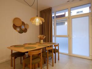 Milos cozy, family-friendly apartment in Patraix