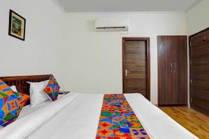 FabHotel Hazel Town House