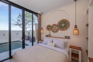 Molinucos Villa 3BR Rooftop with Ocean View