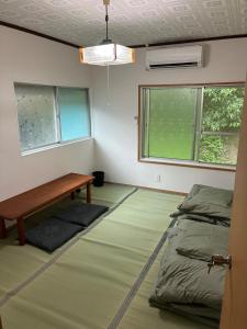 楠川温泉すぐ近くの宿 一棟貸切 個室5室 キッチン付き