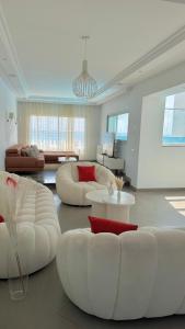 Penthouse with private pool and panoramic view