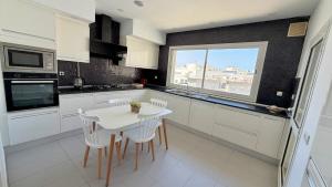 Penthouse with private pool and panoramic view