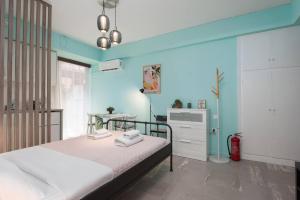 Bright Athens Studio with Balcony