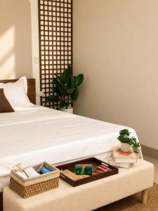 Ngõ Chạm Home