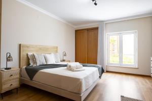 Moura Praia by Hdproperties