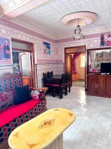 Polinas house Big spacious Appartment at Tangier