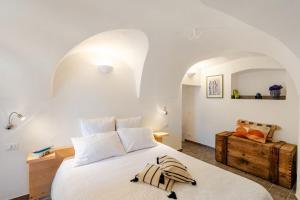 Residence by Talking Stones