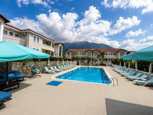 Larimar Suite Hotel