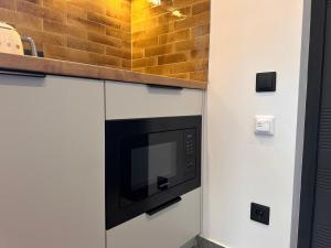 Modern Apartament Near Beach & Centre with AC and Free Parking