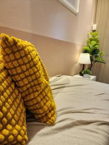 1550 Shore Residences tower B - MOA