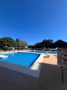 Estudio con Piscina y Jardines Benalmadena