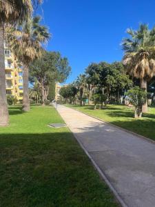 Estudio con Piscina y Jardines Benalmadena