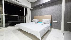 3 BHK Sea Facing Spacious Apartment- Ocean 1402