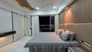 3 BHK Sea Facing Spacious Apartment- Ocean 1402