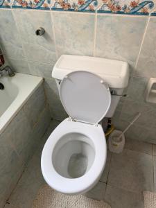 Modern 2 Bedroom Ensuite Apartment via Milimani Rd