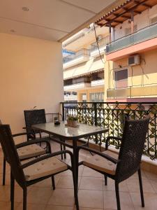 Twin balconies of Chalkida