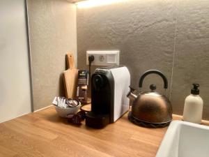 ADM Danube Vintage Residence - TV, Coffee