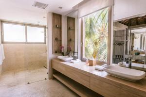 Cap. Cana 4BR Luxury Getaway. Private Pool and View