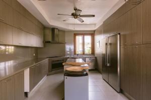 Cap. Cana 4BR Luxury Getaway. Private Pool and View
