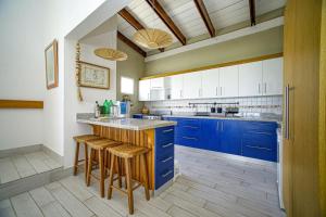 Cabarete 4BR Beach Villa Sleeps 10 with Views