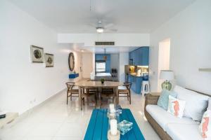 Sea Winds Seaside Family Stay - Spacious