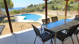 Peaceful Sea View Retreat with Private Pool