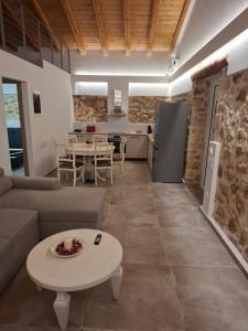 Konstantinos House