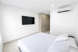 Apartamentos exclusivos en edificio frente al mar Palmetto Beach
