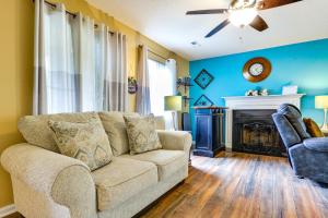 8 Mi to Dtwn Greensboro! Home w Furnished Porch