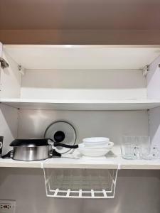 Fully Furnished Makati Condo with FAST Wi-Fi and Queen Bed