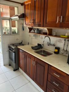 Lindo Apartamento en Punta del Este, ideal para 1 a 3 personas, terraza, parrillero propio y cochera