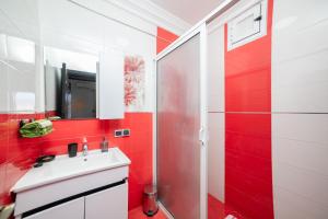 Bright 2-Bedroom Apartment avec Parking