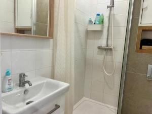 ADM Danube Cozy Apartment - TV, Coffee