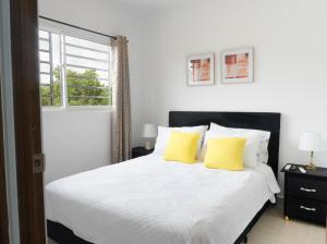 Comfortable 3BR for Families WiFi - AC and Terrace