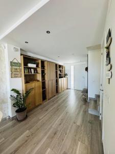 Luxury Calahonda Home with Self Contained Apartment