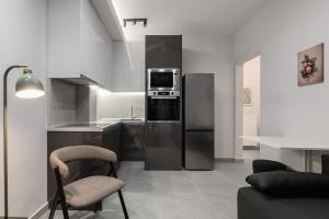 The Twins Residence 1, Central SKG