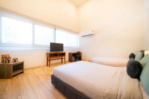 3BR Condo at AWA Playacar I Pool & Hot Tub